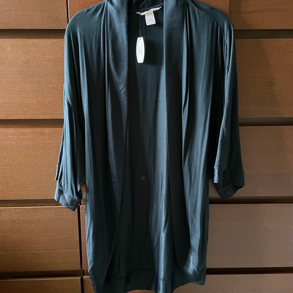 Victoria’s Secret Cover Up/ Robe